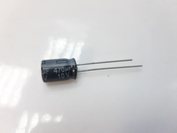 Конденсатор YAGEO 470 мкФ 10V 105°  1,2 0,8см (1)