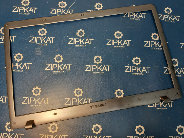 Рамка матрицы ноутбука Samsung np355usx-901ru BA81-17603A (1)