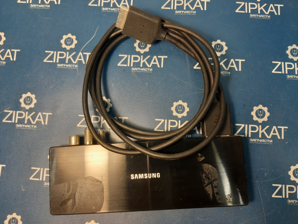 Док станция с кабелем TV Samsung UE55KS9005T BN91-17814C (1)