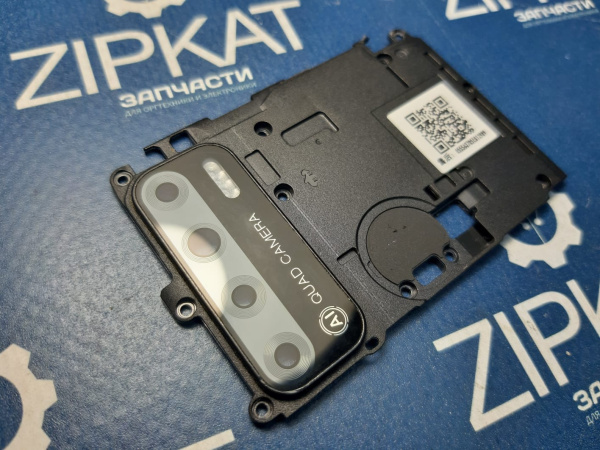 Деталь корпуса с платой и защитным стеклом для камеры смартфона Tecno Pouvoir 4 (1)