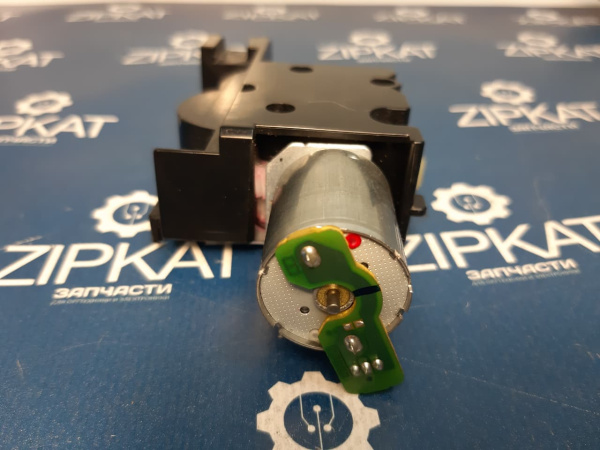 Узел привода термоблока с мотором (прижимной) KYOCERA P2235dn 302RV94030 (3)