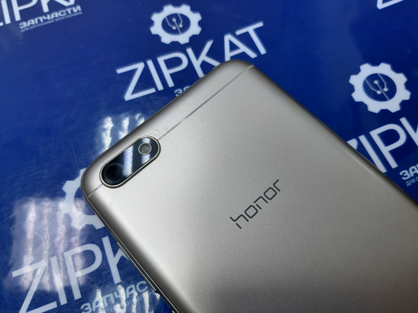 Задняя крышка цвет золото для Huawei Honor 7A DUA-L22 (2)