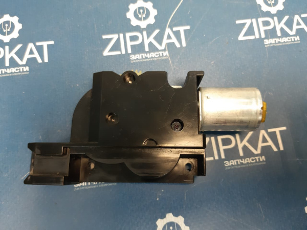 Узел привода термоблока с мотором (прижимной) KYOCERA P2235dn 302RV94030 (2)