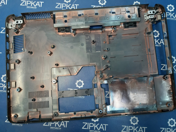 Нижняя часть корпуса (поддон) для ноутбука SAMSUNG NP-R525 BA81-08526A (2)