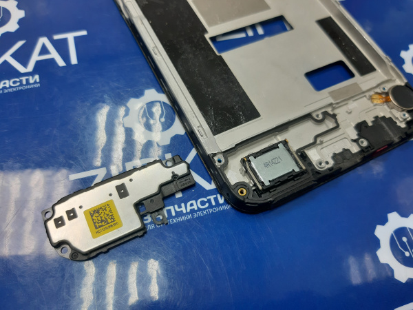 Рамка дисплея в сборе + защитная крышка динамика Realme Note 6060x RMX3933 (2)