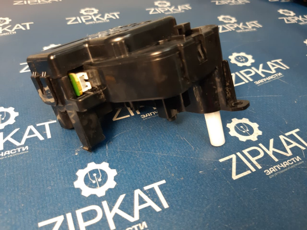 Мотор в сборе с редуктором KYOCERA P2235dn RC370-KT081000 (2)