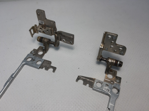 Петли с креплением матрицы для ноутбука Dell 5555 5558 AM1AP000300  AM1AP000400 (2)