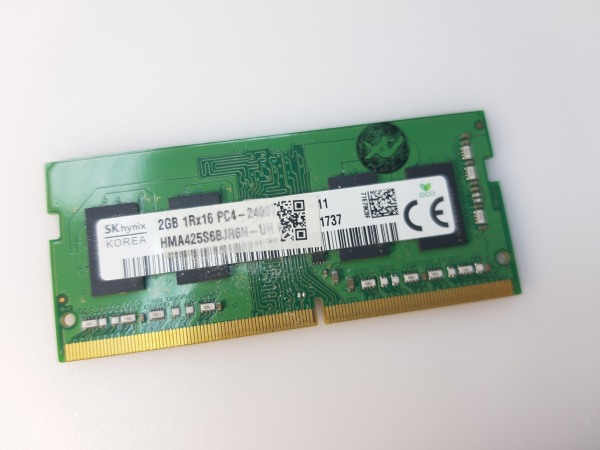 Оперативная память 2GB SKhynix 1Rx16 PC4-2400T  HMA425S6BJR6M (1)