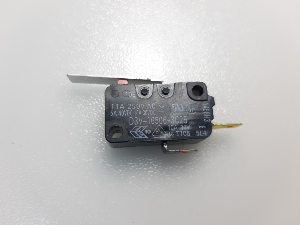 Микропереключатель для RICON SP 330  D3V-16506-3C25 (1)