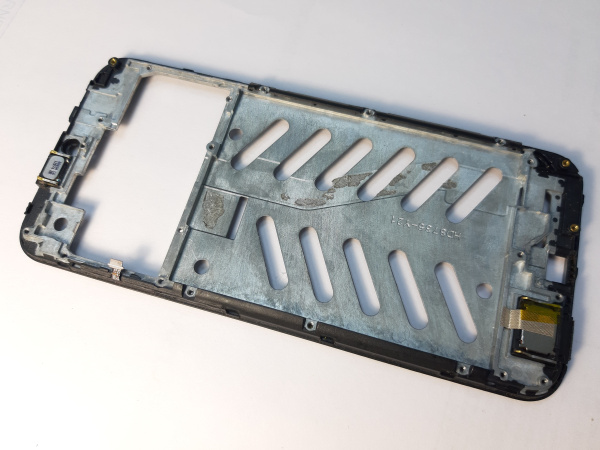 Рамка дисплея с динамиком в сборе черная для INOI A160  HD8735-Y21 (2)
