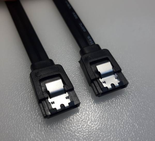 Кабель для подключения жесткого диска (прямой) SATA3 6Gbs  27см (1)