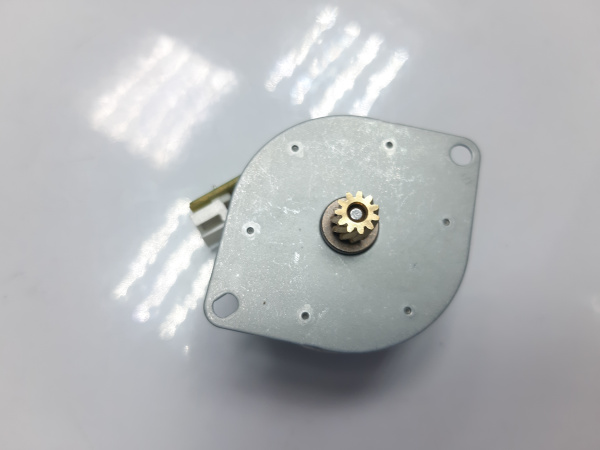 Двигатель шаговый MITSUMI для Canon LBP621 RK2-9730 (2)