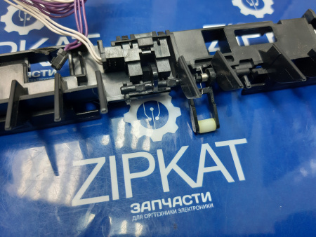 Деталь термоблока МФУ с рычагом HP M477 (3)