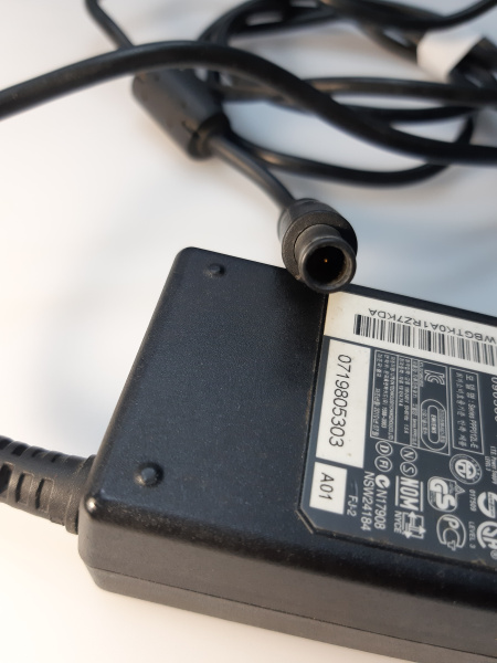 Блок питания для ноутбука без кабеля HP 19V 4.74A  608428-001 (4)